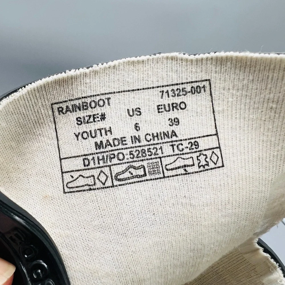 Bogs Boots Youth 6 Black Rubber Patent Waterproof Tall Pull On Handle Rain Shoes